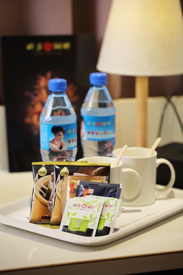 Mingli Hotel Kaohsiung Esterno foto