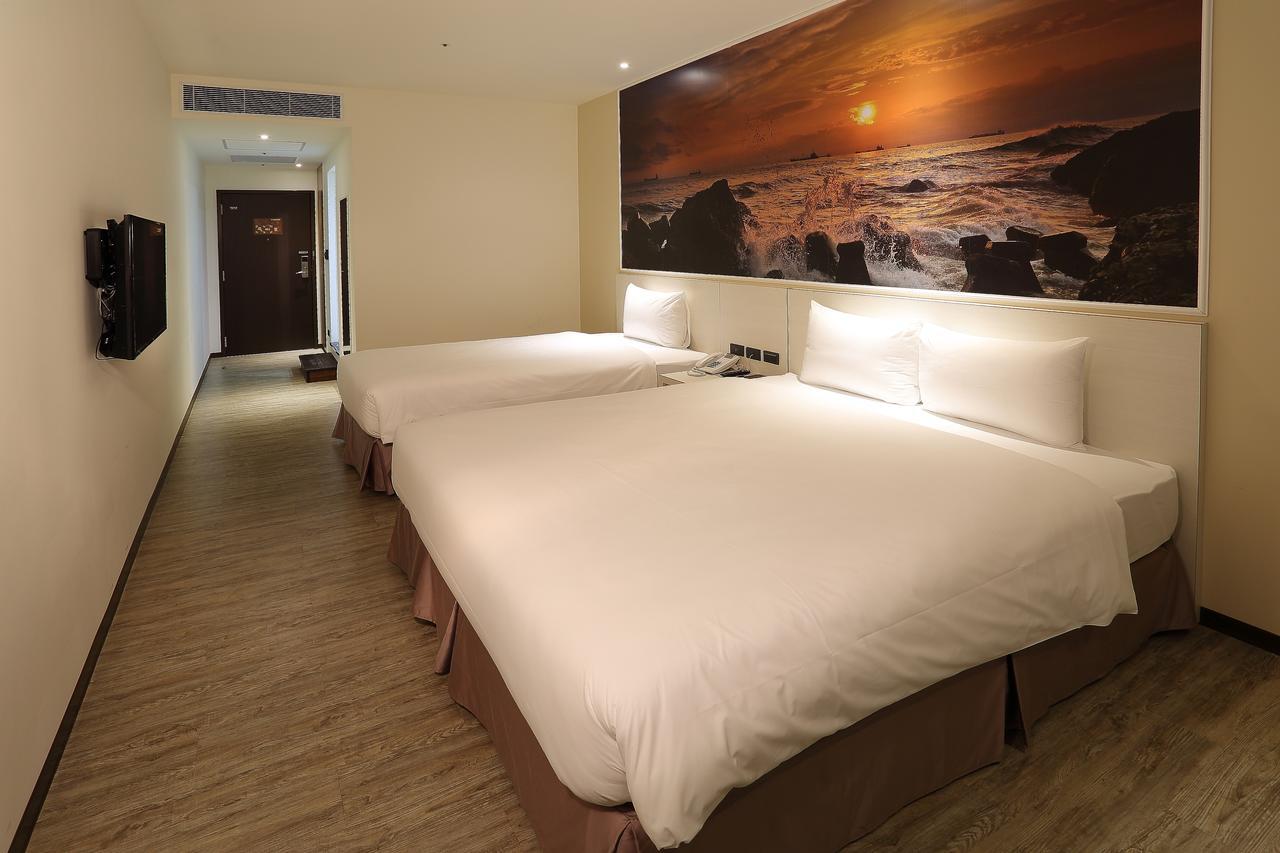 Mingli Hotel Kaohsiung Esterno foto