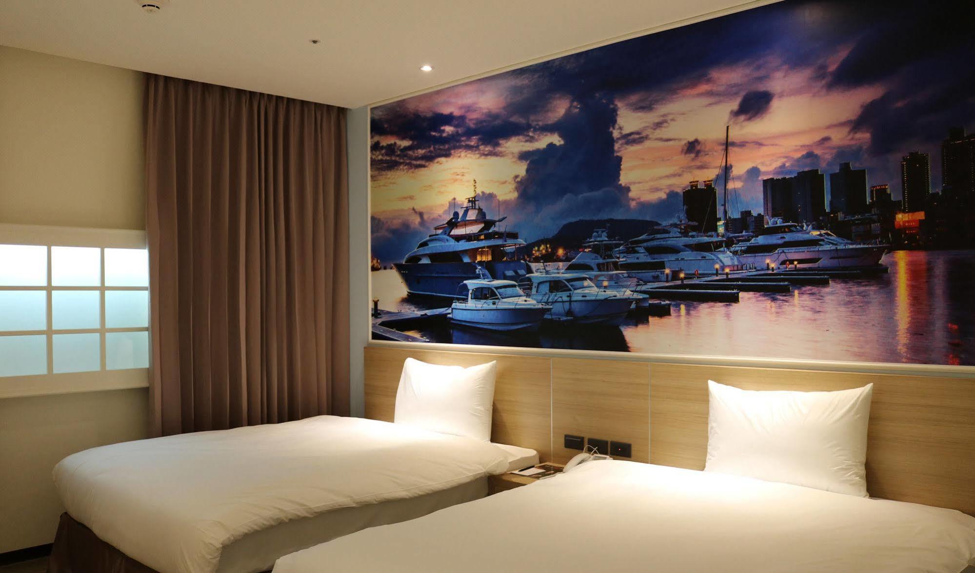 Mingli Hotel Kaohsiung Esterno foto