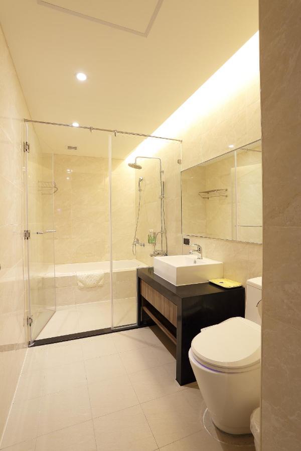 Mingli Hotel Kaohsiung Esterno foto